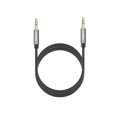 Cable Auxiliar 2 Metros / Conector 3.5mm a 3.5mm / Macho a Macho / Cubierta de TPE / Carcasa de Aluminio / Color Negro UGREEN