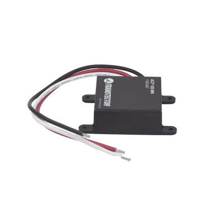 Supresor de Picos/Transitorios Para Líneas de Voltaje Alterna de 120 VCA a 15 A TRANSTECTOR