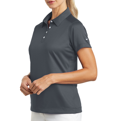 Playera Polo Dri-FIT color Gris Obscuro para Mujer - Kompletum