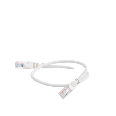 Cable de parcheo UTP Cat5e - 0.5 m - blanco - Kompletum