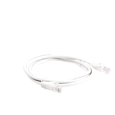 Cable de Parcheo UTP Cat5e - 3 m - Blanco - Kompletum