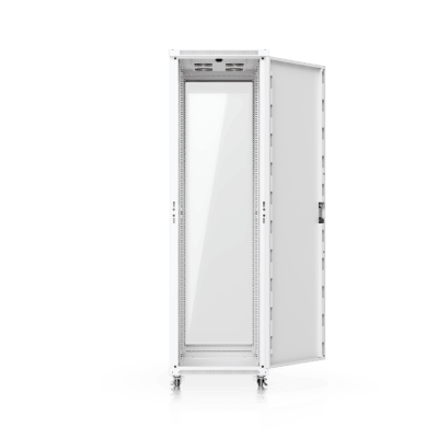 UACC Rack Cabinet 42U (600 × 1000 mm) – Gabinete de Piso Totalmente Ensamblado con Ventiladores Integrados, Paneles Removibles, Ruedas con Seguro y Puerta Frontal de Vidrio Templado - Kompletum
