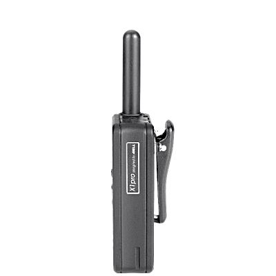 Radio Profesional X1 Pro / Capacidad de hasta 32 Canales / UHF 400-470 MHz / Carga por puerto Tipo C / Digital DMR / Encriptación - Kompletum