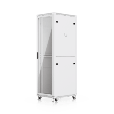 UACC Rack Cabinet 42U (600 × 800 mm) – Gabinete de Piso Totalmente Ensamblado con Ventiladores Integrados, Paneles Removibles, Ruedas con Seguro y Puerta Frontal de Vidrio Templado - Kompletum