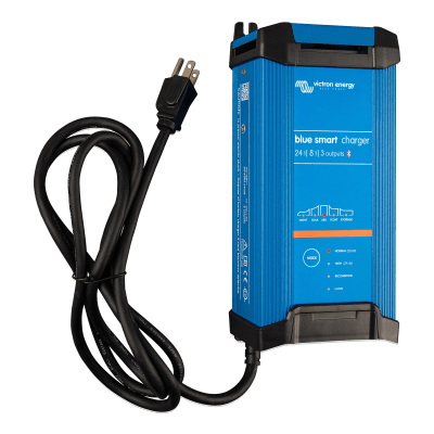 Blue Smart IP22 24/16(1) / Cargador de Baterías 24V, 16A / Para Ambientes Marinos y Terrestres. /  Bancos de 110 a 210 Ah - Kompletum