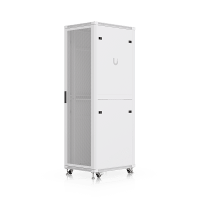 UACC Rack Cabinet 42U (600 × 800 mm) – Gabinete de Piso Totalmente Ensamblado con Ventiladores Integrados, Paneles Removibles, Ruedas con Seguro y Puerta Frontal Perforada para Óptimo Flujo de Aire - Kompletum